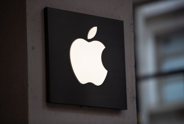 Apple обвинили в продаже пользовательских данных о покупках в iTunes"
