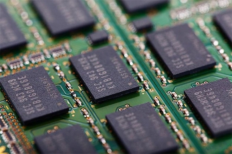 Общее снижение цен на память DRAM во втором квартале превысит 25 %"