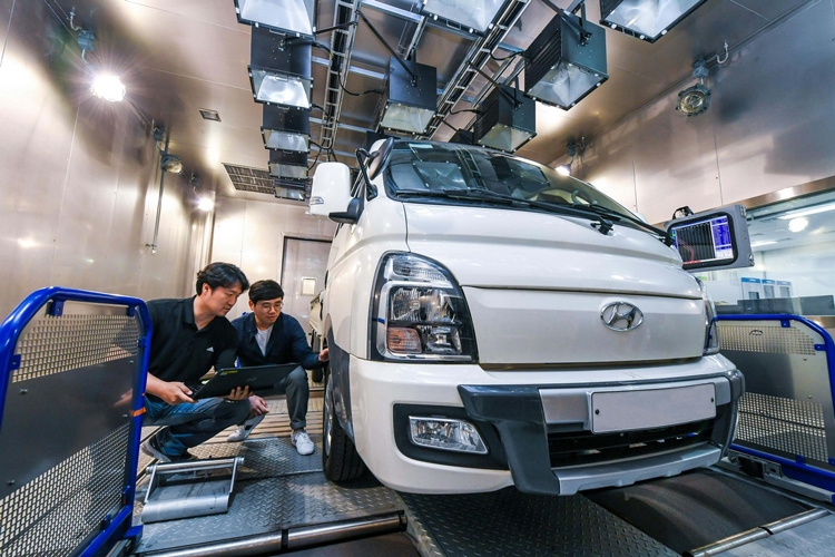 В Hyundai создана система управления ходовыми характеристиками электрокаров на базе оценки массы"