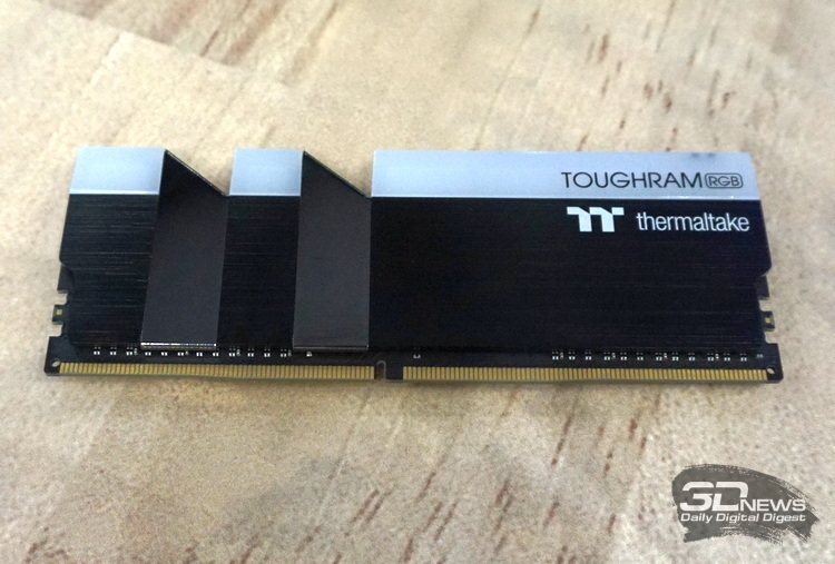 Computex 2019: Thermaltake представила оперативную память TOUGHRAM RGB и TOUGHRAM"
