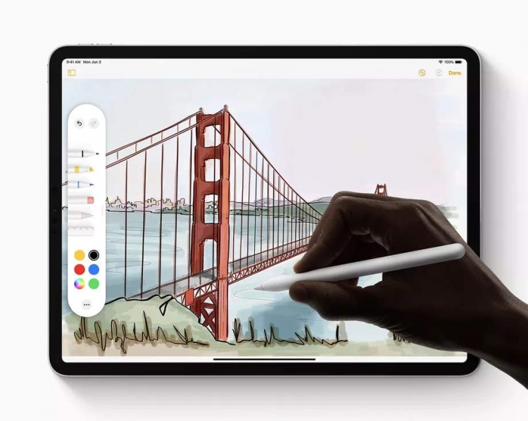 Apple представила iPadOS: улучшение многозадачности, новый домашний экран и поддержка флешек"