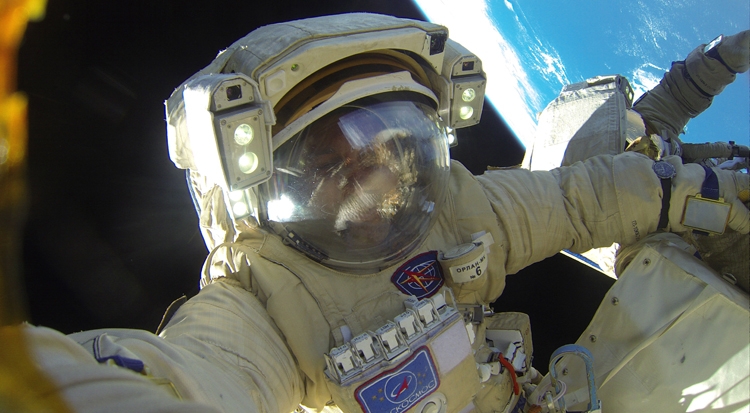 У российских космонавтов могут появиться спасательные реактивные ранцы"