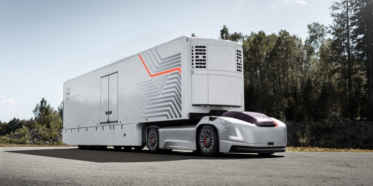 Автономные электрогрузовики без кабины Volvo Vera будут перевозить контейнеры по дорогам общего пользования"