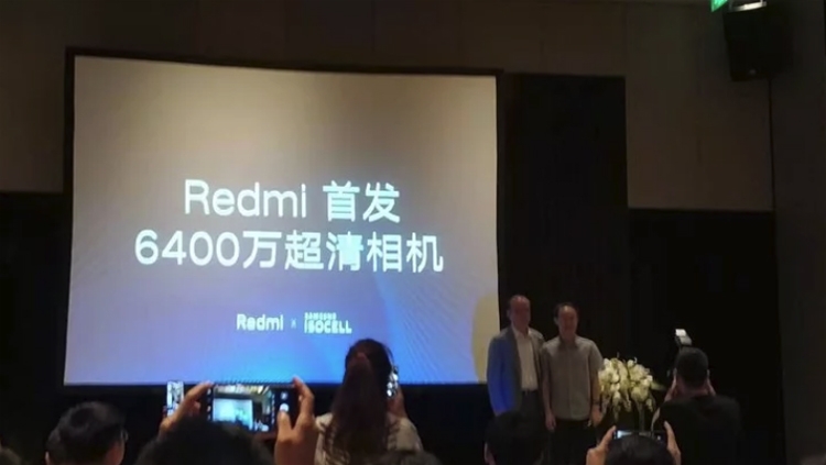 Кто больше: Xiaomi обещает смартфон со 100-Мп камерой"