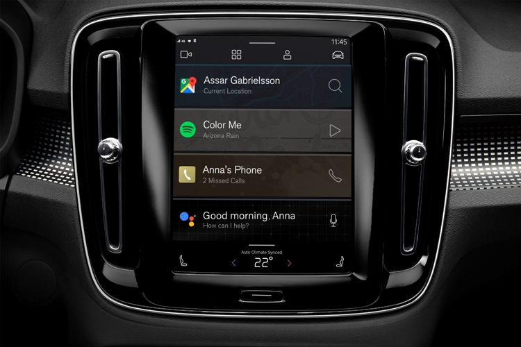 Электромобиль Volvo XC40 первым получит новый медиацентр на базе Android"