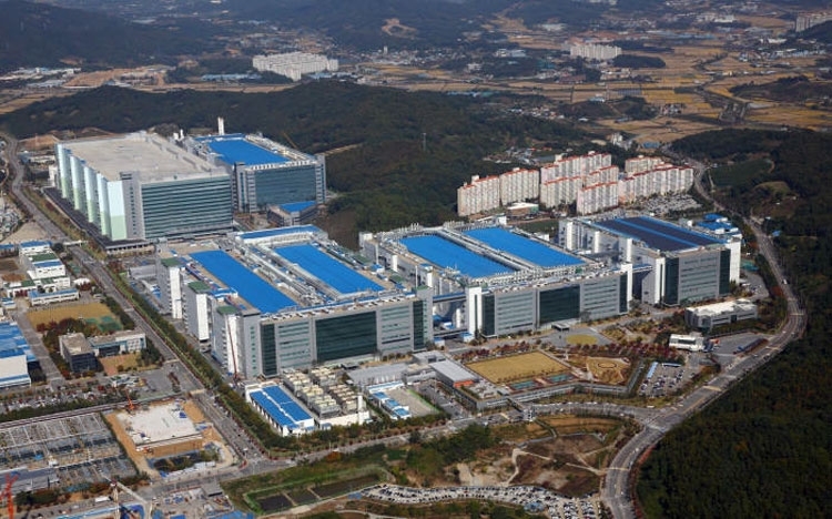 Жидкие кристаллы всё, Samsung инвестирует $11 млрд в производство QD-OLED"