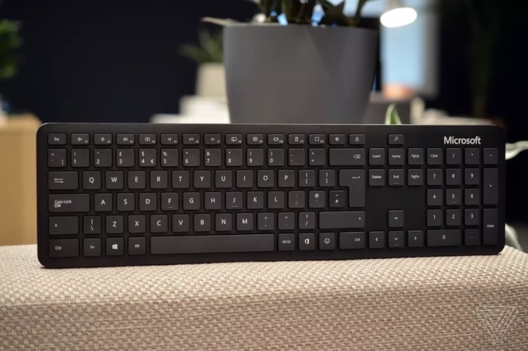 Microsoft добавила на свои клавиатуры две новые клавиши"