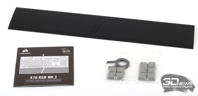  Комплект поставки клавиатуры Corsair K70 RGB MK.2 Low Profile RAPIDFIRE 