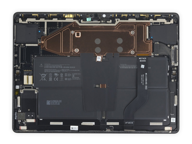 Вскрытие Microsoft Surface Pro X: планшет удивил ремонтопригодностью"