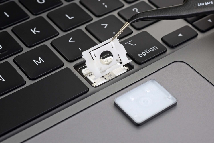 iFixit подтвердила: Apple вернулась к старому дизайну клавиатуры в MacBook Pro 16""
