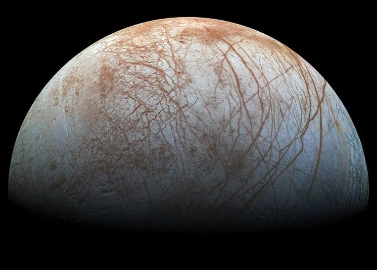 На спутнике Юпитера Европе обнаружен водяной пар"