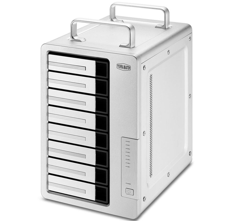 Внешнее хранилище TerraMaster D8 Thunderbolt 3 рассчитано на восемь накопителей"