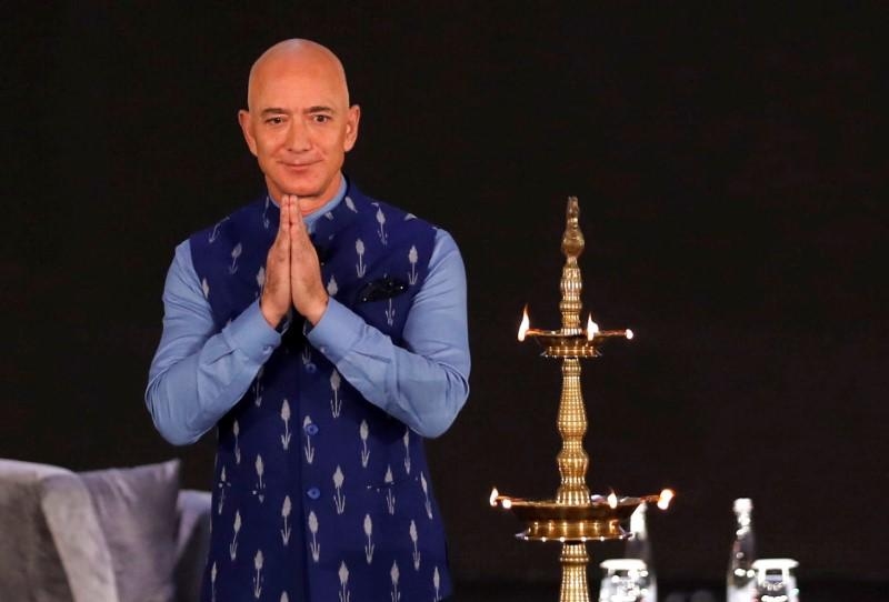 Amazon инвестирует миллиард долларов в цифровизацию малого и среднего бизнеса в Индии