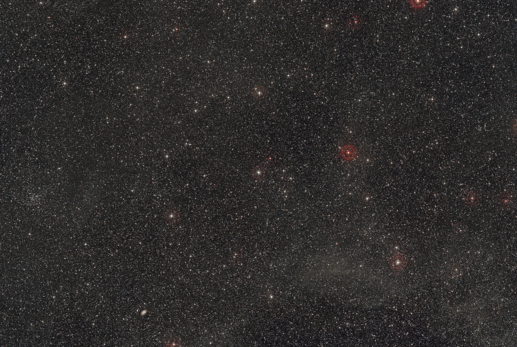  Широкоугольный снимок области неба, содержащей HD101584 / Нажмите для увеличения 