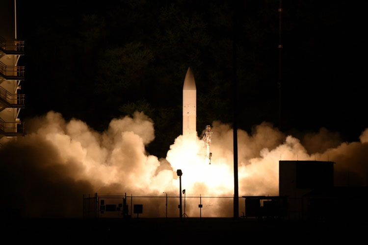 Военные США провели успешное финальное испытание планера гиперзвуковой ракеты