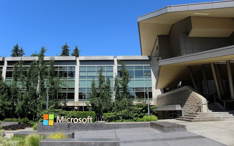 До июня 2021 года большинство мероприятий Microsoft будет проводиться в цифровом формате