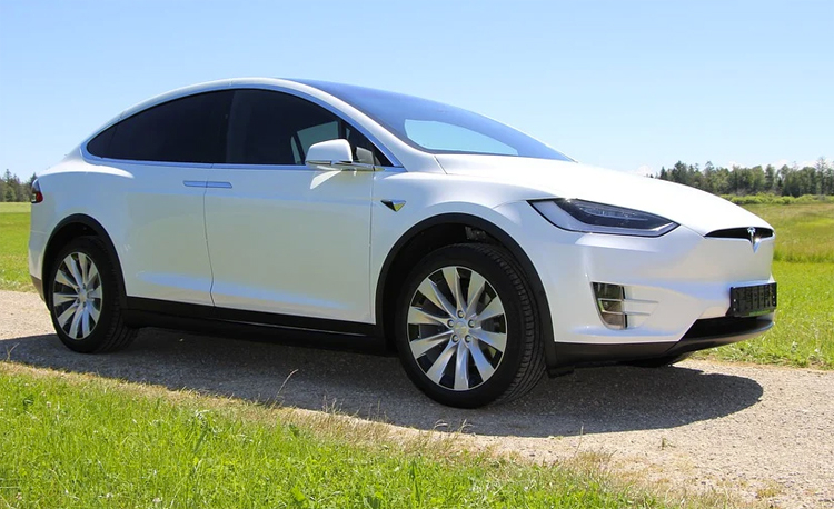 Tesla ставит рекорды по объёмам квартальных поставок электрокаров