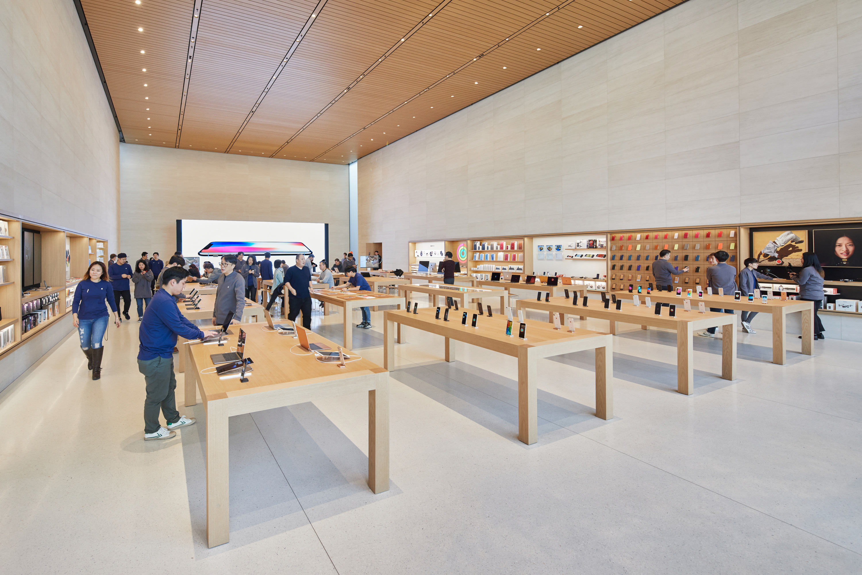 Магазин apple. Apple Store 2022. Apple Store 2021. Apple Store 1. Эпл стор эпл стор.