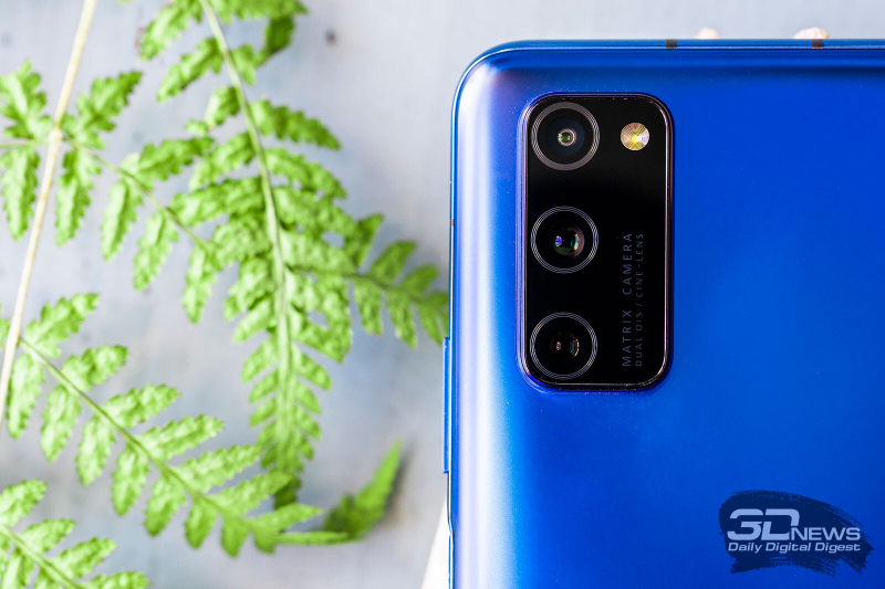 Review of the flagship smartphone Huawei P30 Pro with the best cameras on the market