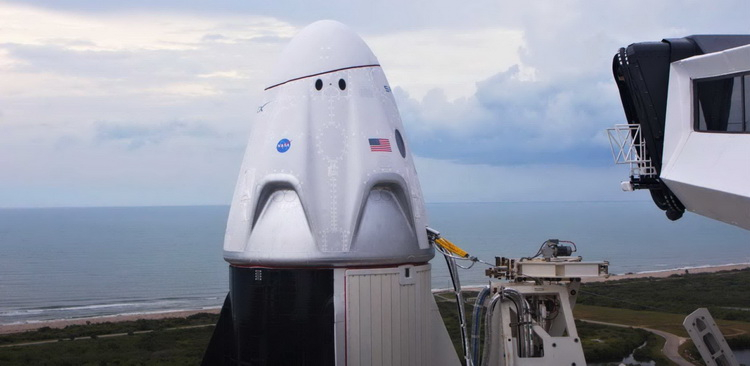 Корабль SpaceX Crew Dragon вернёт астронавтов с МКС на Землю в начале августа