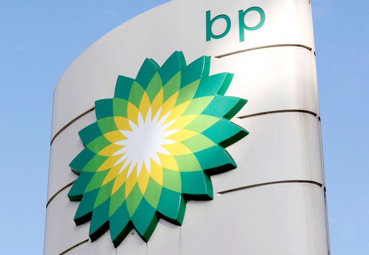 Пока вы спали, нефть всё: BP сворачивает добычу нефти и газа и погружается в 