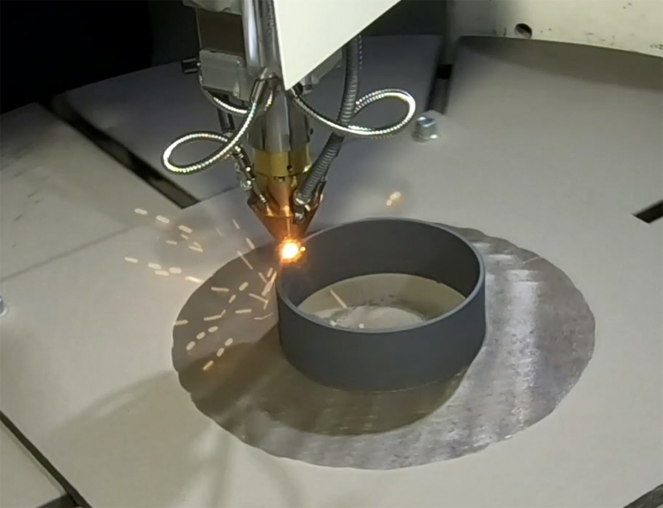 Гибридный российский комплекс с 3D-печатью в сотни раз ускоряет создание деталей авиадвигателей
