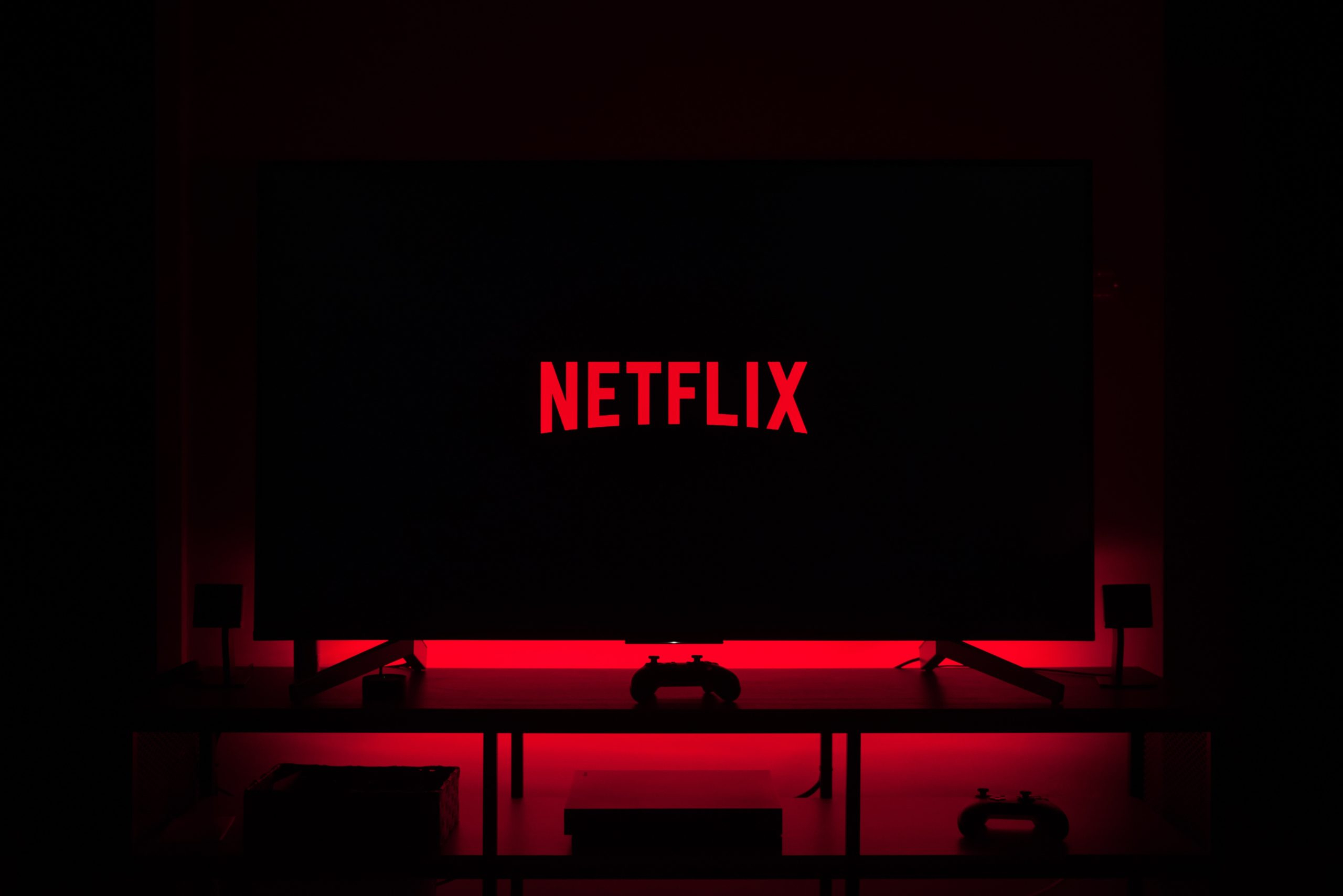Netflix начал показывать некоторые свои фильмы бесплатно по всему миру