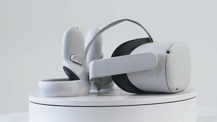 Выяснились характеристики и внешний вид автономного VR-шлема Oculus Quest 2