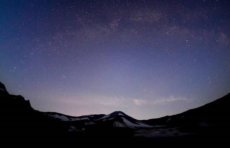 Наблюдать за звездопадом Квадрантиды в ночь на 3 января будет сложнее из-за слишком яркой Луны