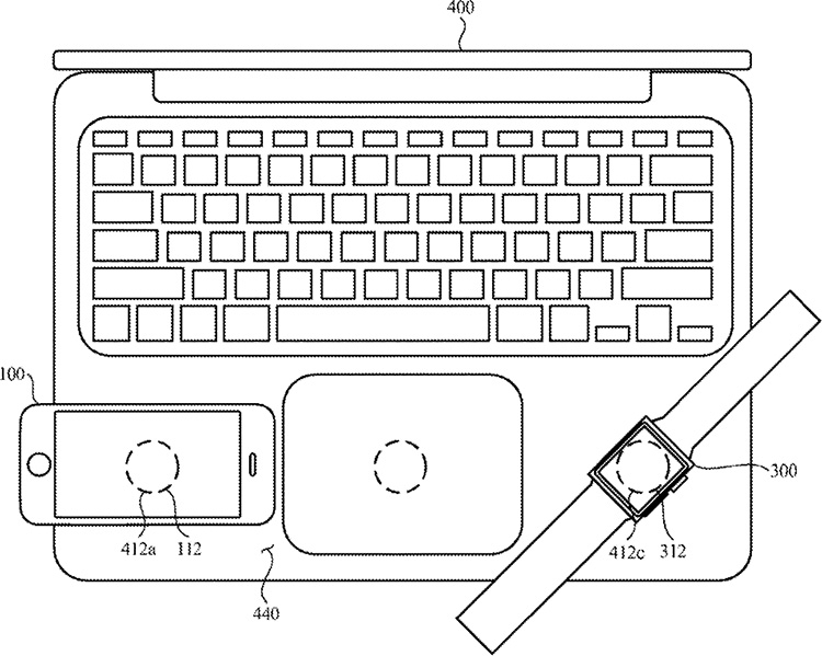 В патенте показан MacBook будущего, способный заряжать iPhone и Apple Watch