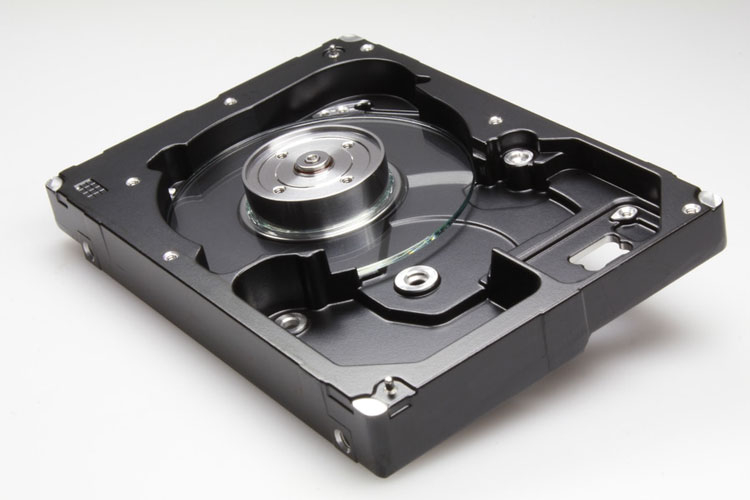 Seagate обвинили в выпуске жёстких дисков не с теми электромоторами. Разбираться будет суд