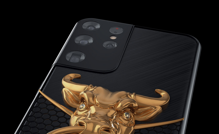 Caviar Has Improved The Galaxy S21 Ultra With A Golden Bull S Head The Result Was Estimated At 1 3 Million Rubles