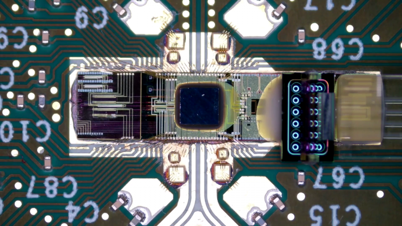 Фотоника в исполнении Intel