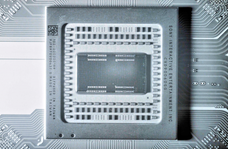 Фото кристалла SoC из PlayStation 5 показало, что ядра Zen 2 в консоли урезаны