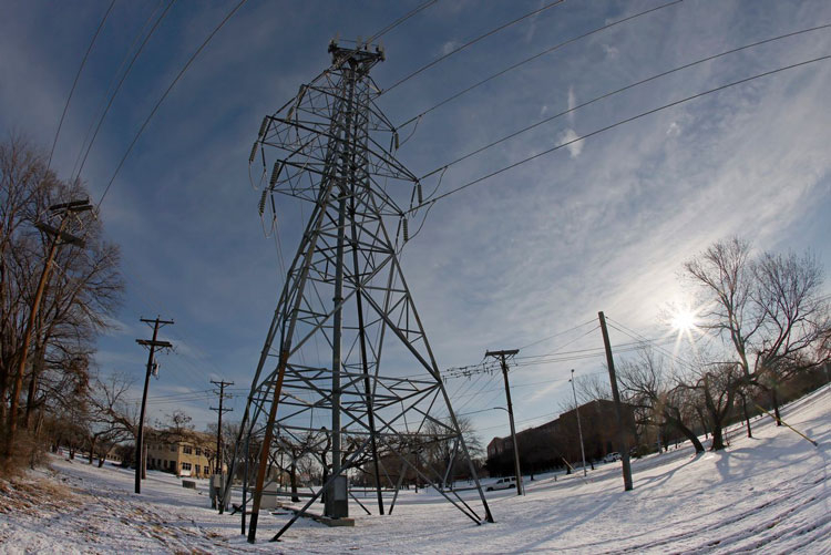 В центральной части США начались веерные отключения электроэнергии — «озеленённая» энергетика оказалась не готова к зиме