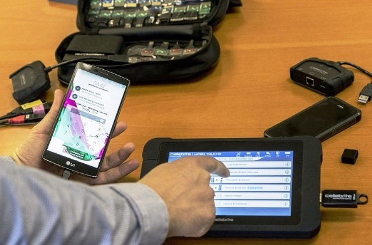 МВД купит оборудование для взлома смартфонов и чтения переписки в Skype, WhatsApp и Facebook