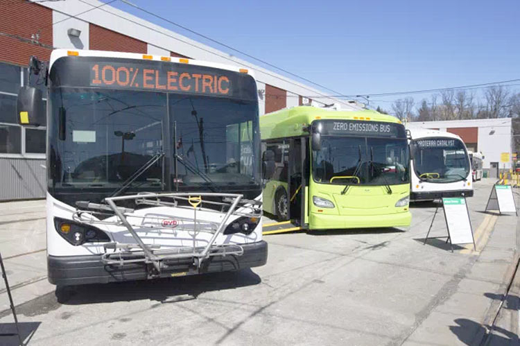 Канада решила вложить миллиарды долларов в электрификацию общественного транспорта