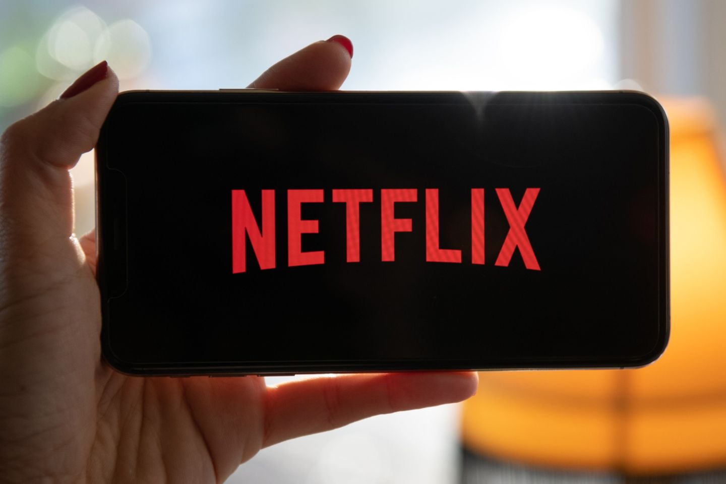 Российский Netflix опубликовал отчёт за 2020 год — выручка составила почти 463 миллиона рублей за 2,5 месяца