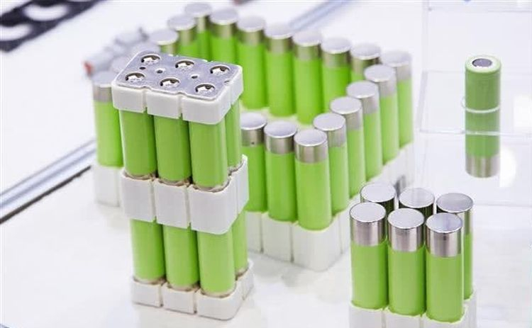 Высокий спрос толкает вверх цены на материалы для производства LFP-батарей