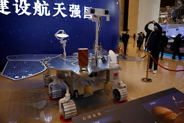 Впервые в истории — китайский аппарат осуществил успешную посадку на Марсе