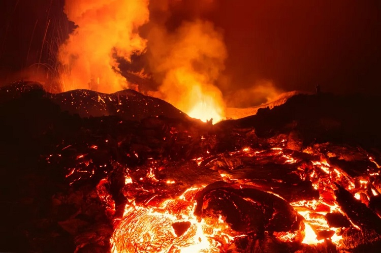 Сальвадор будет добывать биткоин, используя энергию вулканов