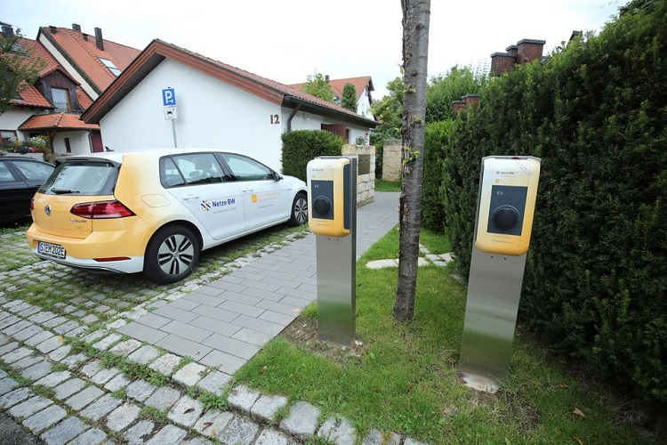 В июле по дорогам Германии будет курсировать уже миллион электромобилей