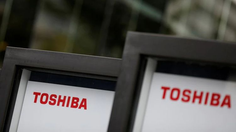 Ужесточение правил Токийской фондовой бирже усложнит жизнь Toshiba после скандала