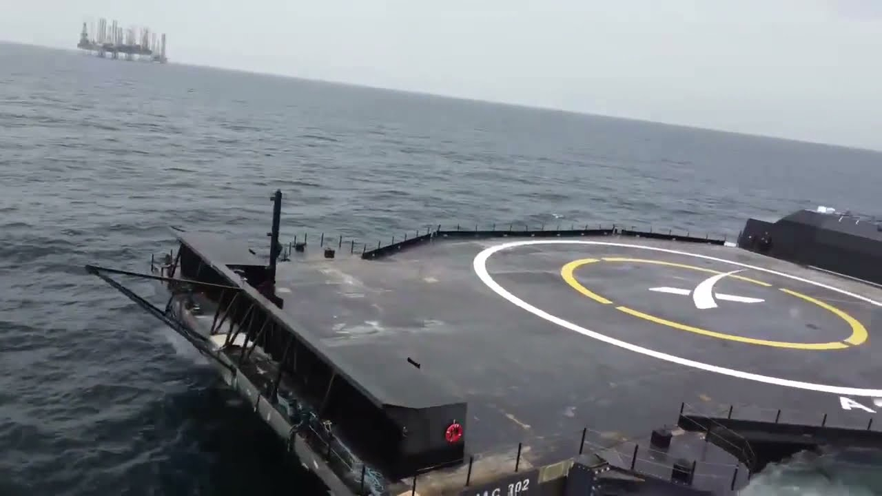 SpaceX показала новую самоходную морскую платформу для посадки возвращаемой ступени ракеты Falcon