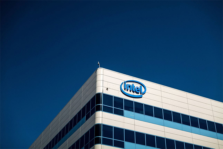 Intel ведёт переговоры о покупке GlobalFoundries за $30 млрд
