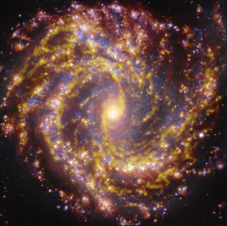 Фото дня: удивительный космический фейерверк близких галактик