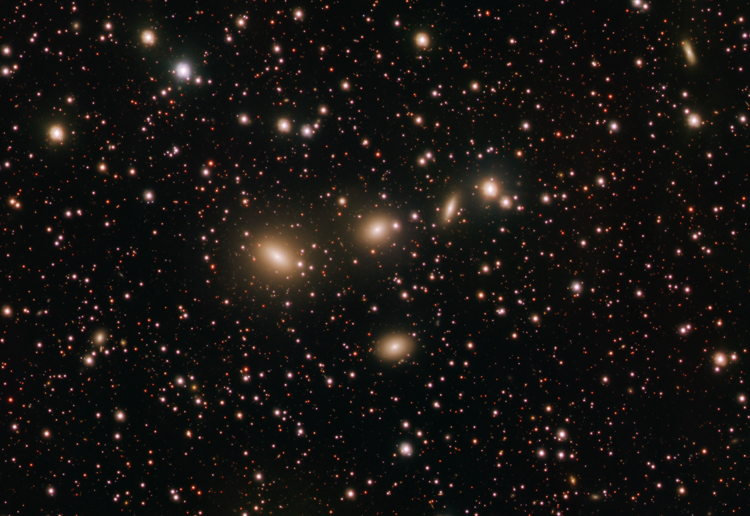 Фото дня: великолепный галактический квартет в созвездии Стрельца