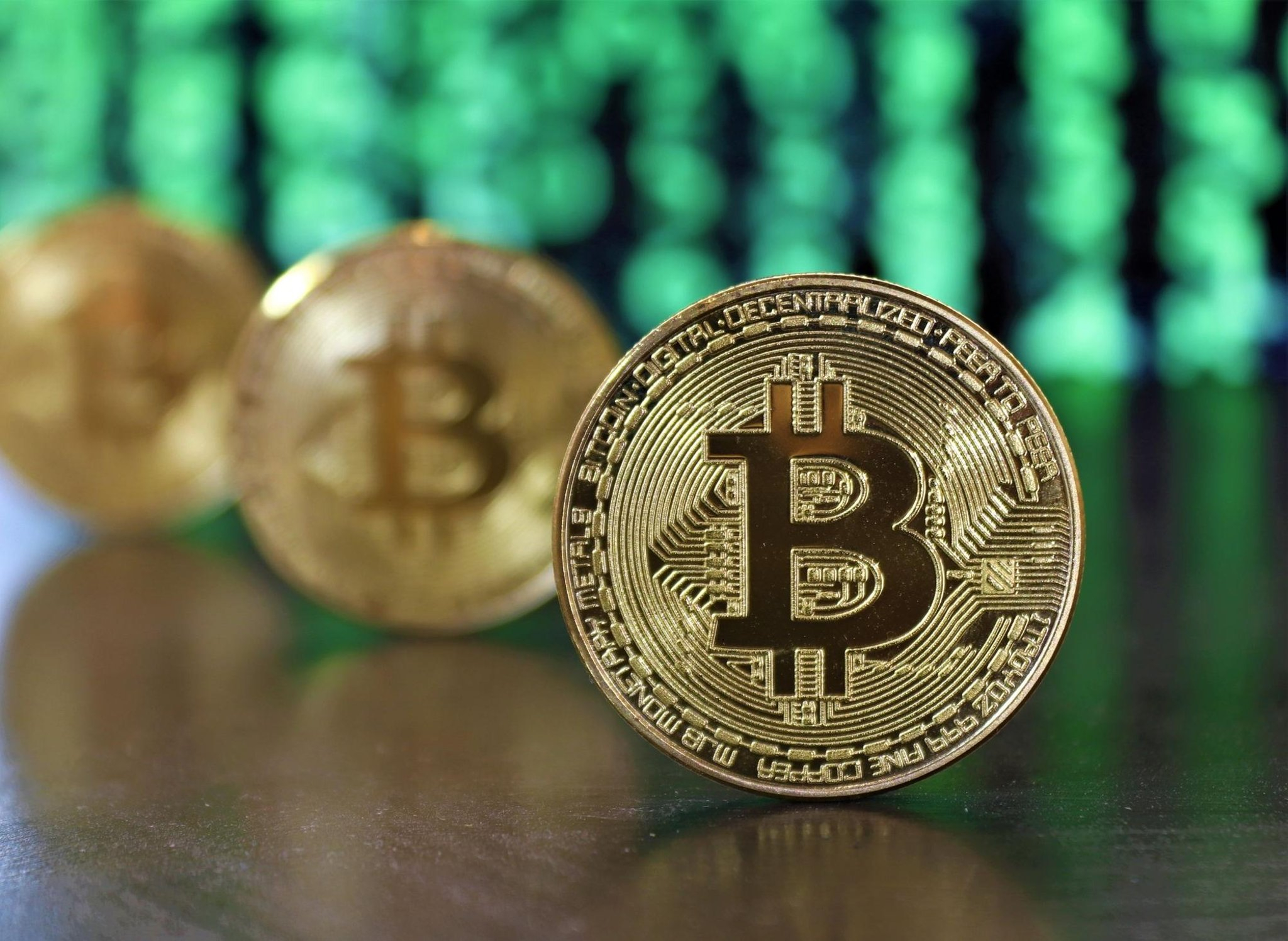 Майнеры биткоина заработали в июле почти миллиард долларов
