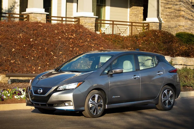 Nissan Leaf подешевел и стал самым доступным электромобилем в США