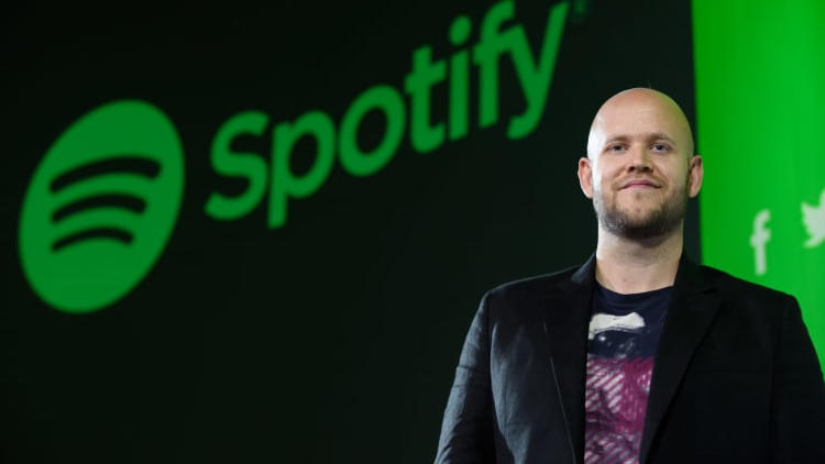 Акции Spotify упали после сообщения о слабом росте пользовательской аудитории сервиса